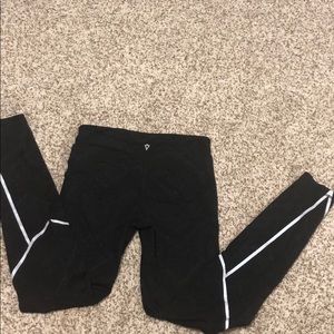 black ivivva leggings